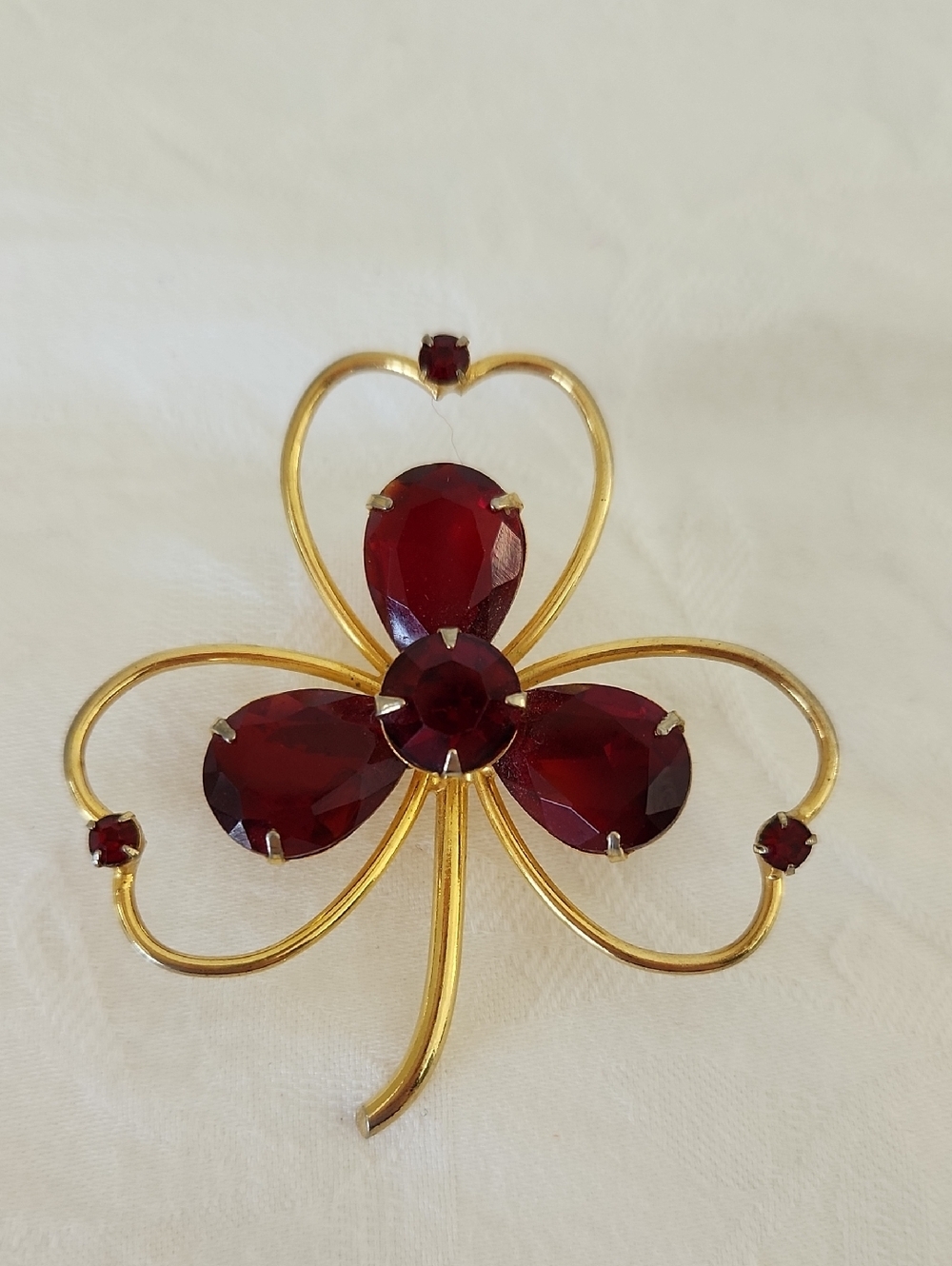 Clover Red Rhinestone Brooch Pin